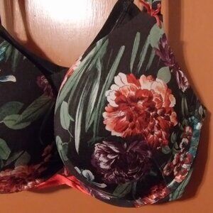 Lane Bryant Cacique 44C Lightly Lined Boost Plunge Black FLORAL Bra Push-Up